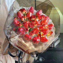 Alternative view of Hoa dâu tây Tiệm Gói Ghém